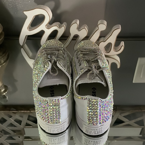 Converse Shoes - Custom Designed ๐ - Picture 3 of 17